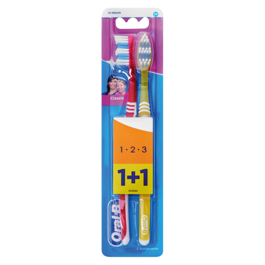 Oral-B Classic 3 Toothbrush 1+1 Pack